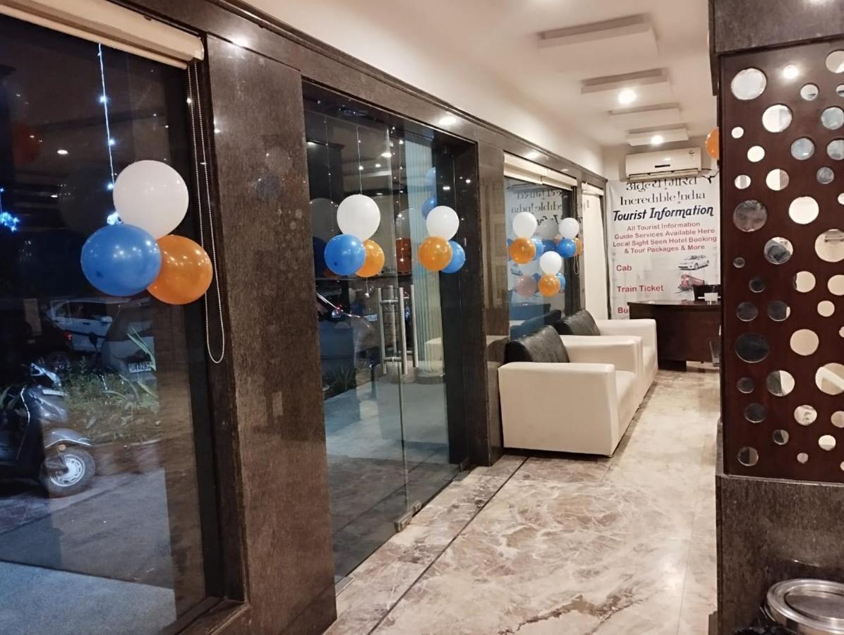 Hotel Tara Palace By Goyal Hoteliers Agra  Exterior foto